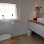 Countryshore Apartment *